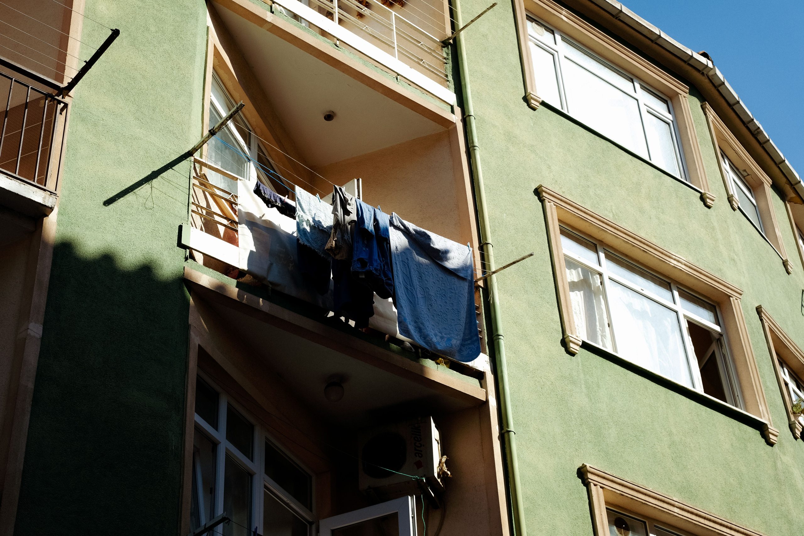 drying down jacket flat